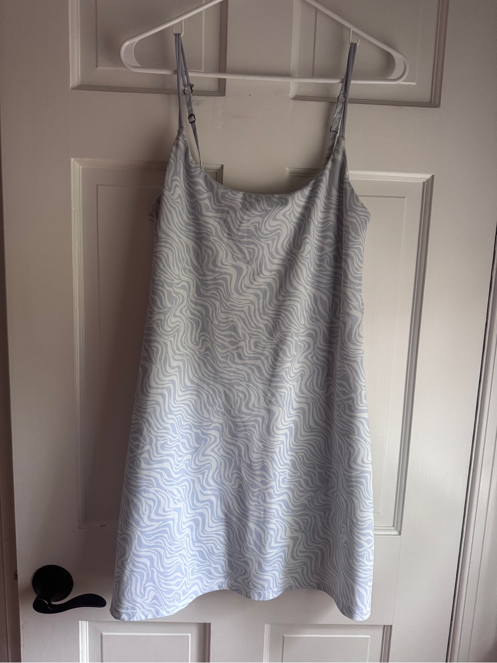 Abercrombie & Fitch Blue & White Abstract Print Active Dress with Built-In Short
